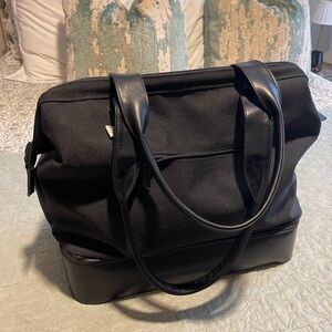 NWOT Beis Mini Weekender in Black